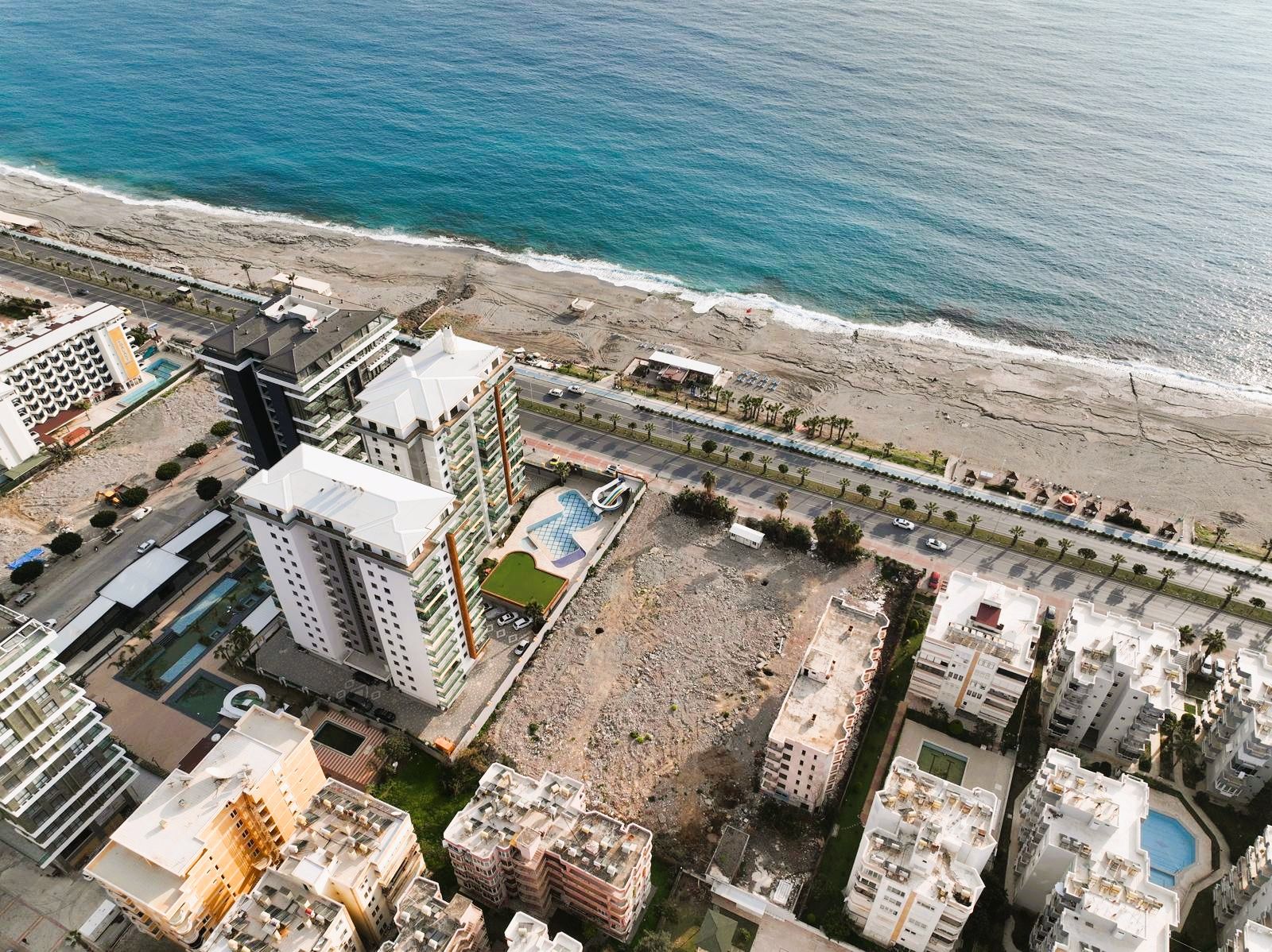The Mahmutlar seafront from the air, with the plot of Euro Residence 28 beside the coastal road